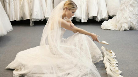 Tips to choose the right wedding dress as per your body type