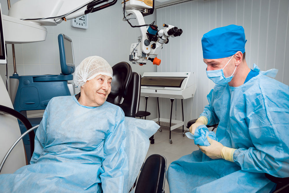 Cataract surgery &#8211; Procedure, risks, aftercare, and cost